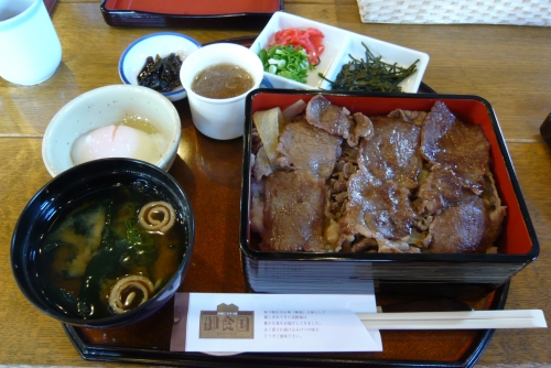 ▲淡路牛丼