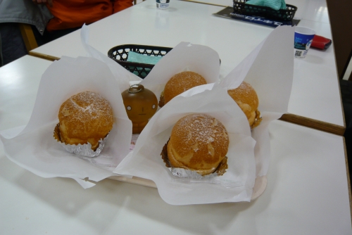 ▲紀ノ川SAのシュークリーム。ゴチでしたｗ