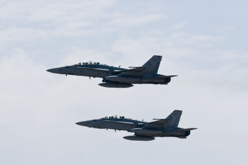 ▲２機のF18