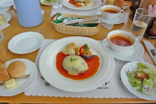 ▲ジャージーランドで昼食