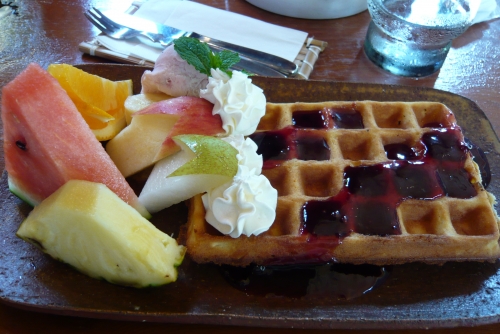 ▲かぐらのワッフルセット800円